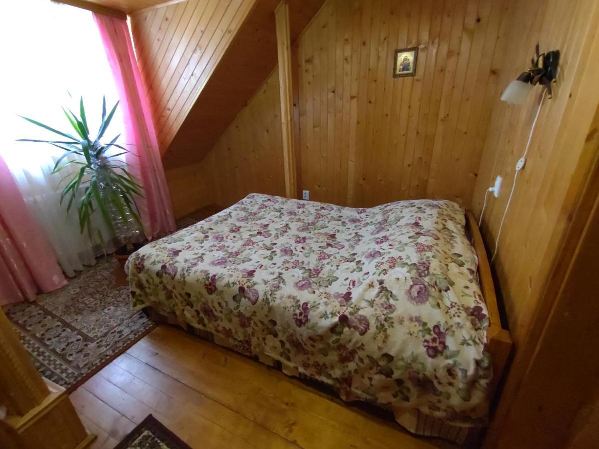 Guesthouse U Dida Viktora Yaremtche Extérieur photo