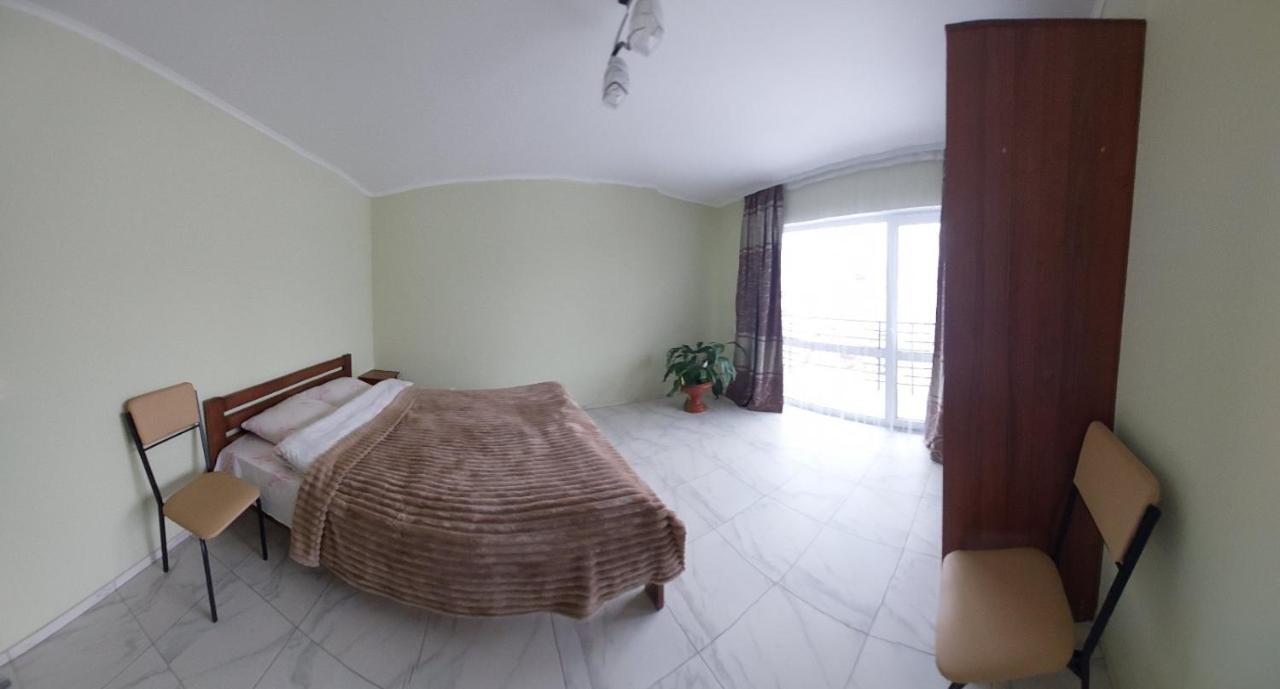 Guesthouse U Dida Viktora Yaremtche Extérieur photo